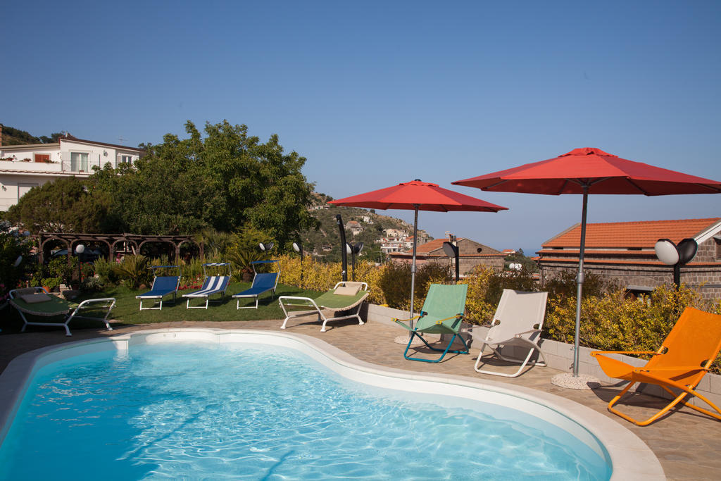 Villa Li Galli Сант-Агата-суи-Дуэ-Гольфи Экстерьер фото