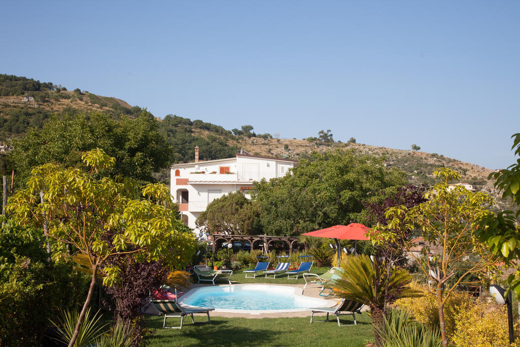 Villa Li Galli Сант-Агата-суи-Дуэ-Гольфи Экстерьер фото