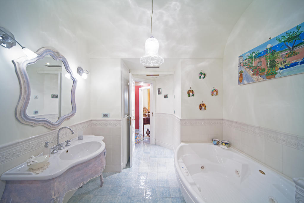 Villa Li Galli Сант-Агата-суи-Дуэ-Гольфи Номер фото